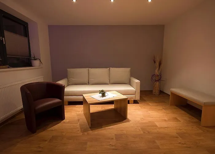 Obernosterer דירה